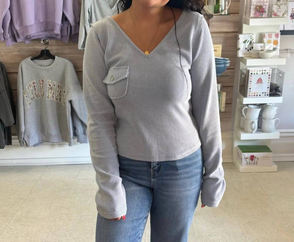 NEW POL women's waffle v-neck crop long sleeve top in powder blue